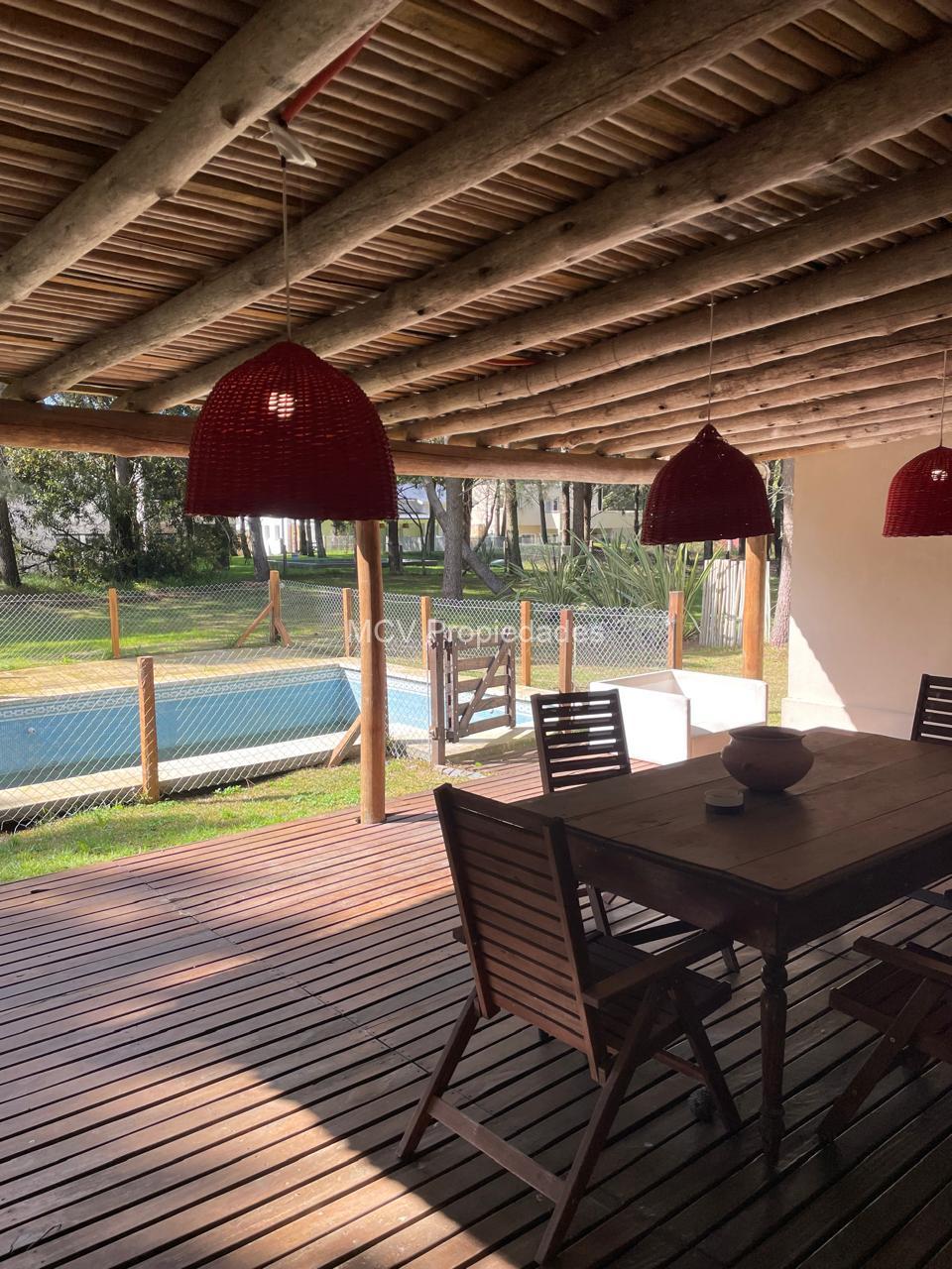 RESIDENCIAL 1 273 para 6/7+2 pax con pileta cercada — foto 5