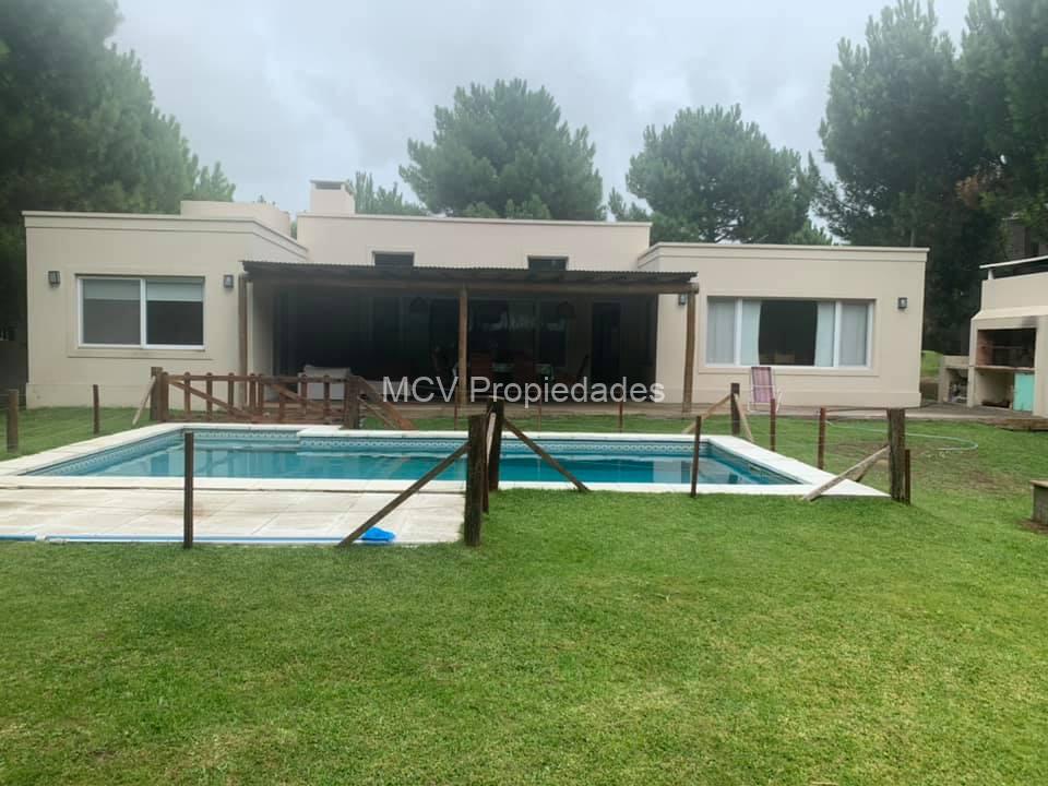 RESIDENCIAL 1 273 para 6/7+2 pax con pileta cercada — foto 7