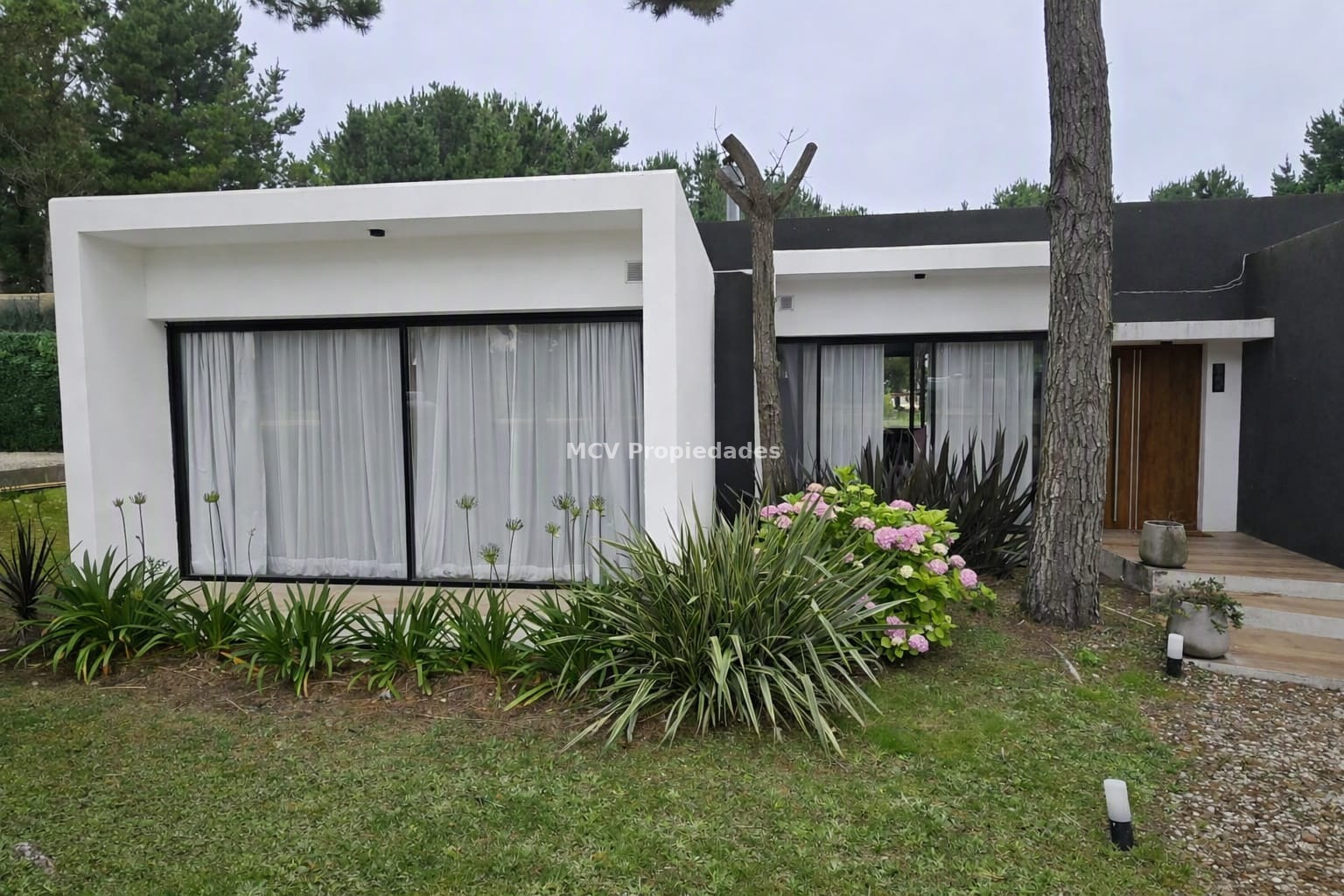 RESIDENCIAL 1 248 c/ pileta cercada p/11 pax — foto 2