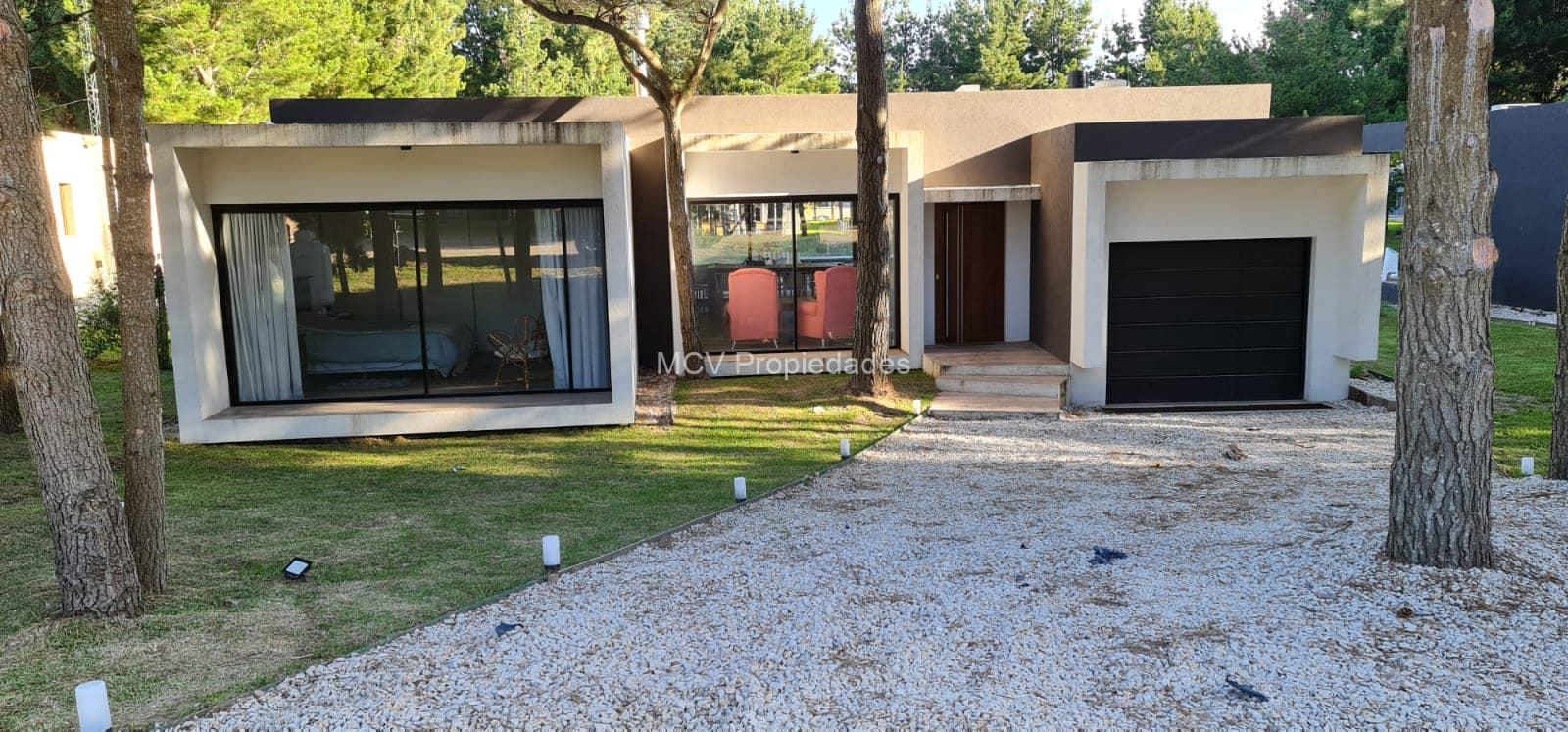 RESIDENCIAL 1 248 c/ pileta cercada p/11 pax — foto 3