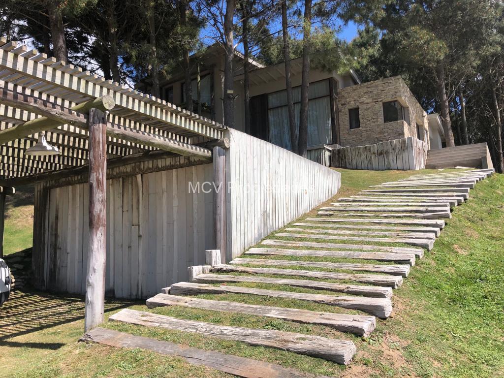 RESIDENCIAL 2 72 p/ 8 pax c/ pileta cercada