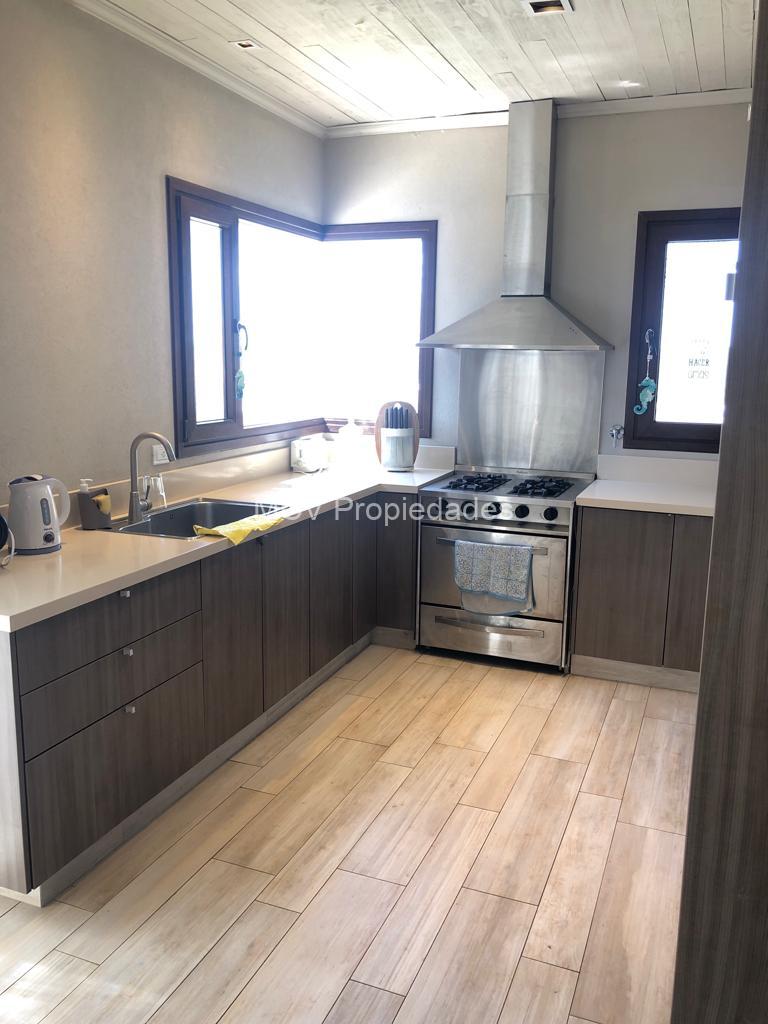 RESIDENCIAL 2 72 p/ 8 pax c/ pileta cercada — foto 4