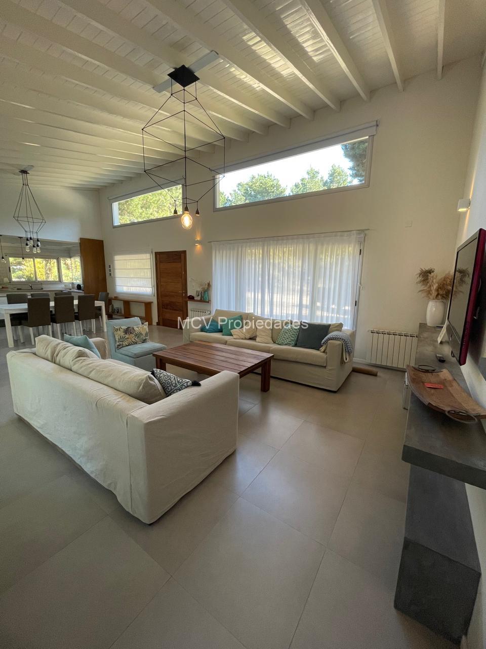 RESIDENCIAL 1 76 - Casa en Esquina - de Calidad - con Gas Natural — foto 4