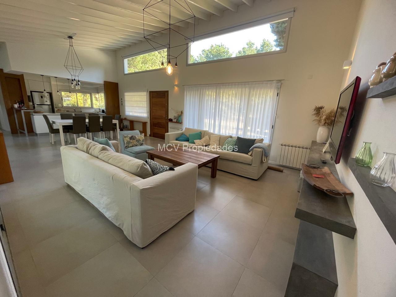 RESIDENCIAL 1 76 - Casa en Esquina - de Calidad - con Gas Natural — foto 5