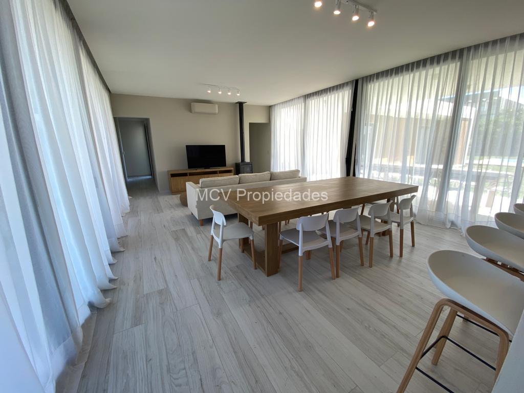RESIDENCIAL 1 460 p/8-10 pax c/pileta — foto 13