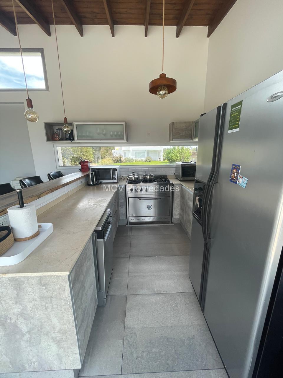 RESIDENCIAL 1 611 p/10-12 pax c/ piscina TB EN VENTA — foto 7