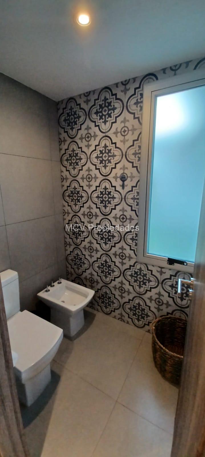 RESIDENCIAL 1 611 p/10-12 pax c/ piscina TB EN VENTA — foto 9