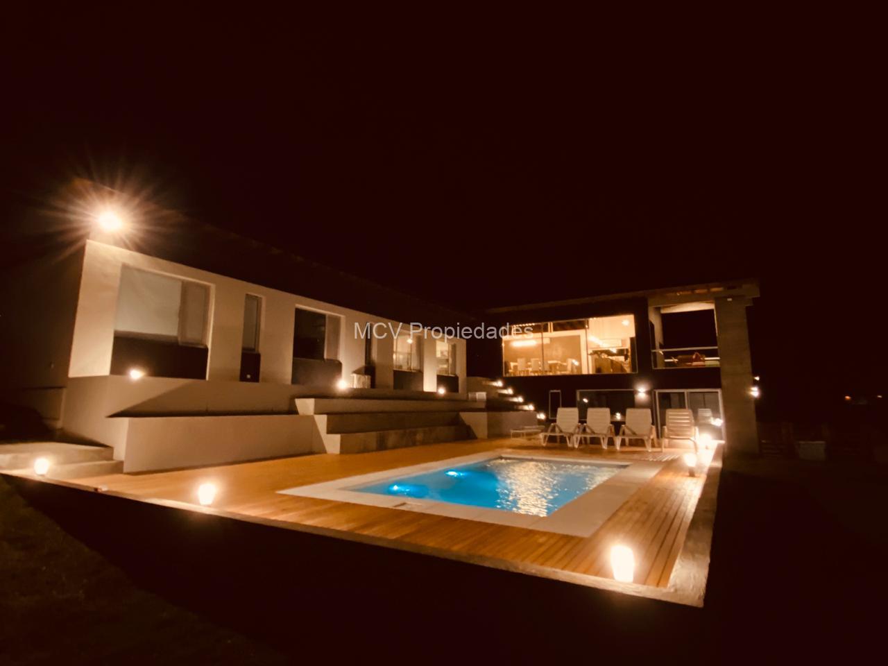 RESIDENCIAL 1 611 p/10-12 pax c/ piscina TB EN VENTA — foto 24