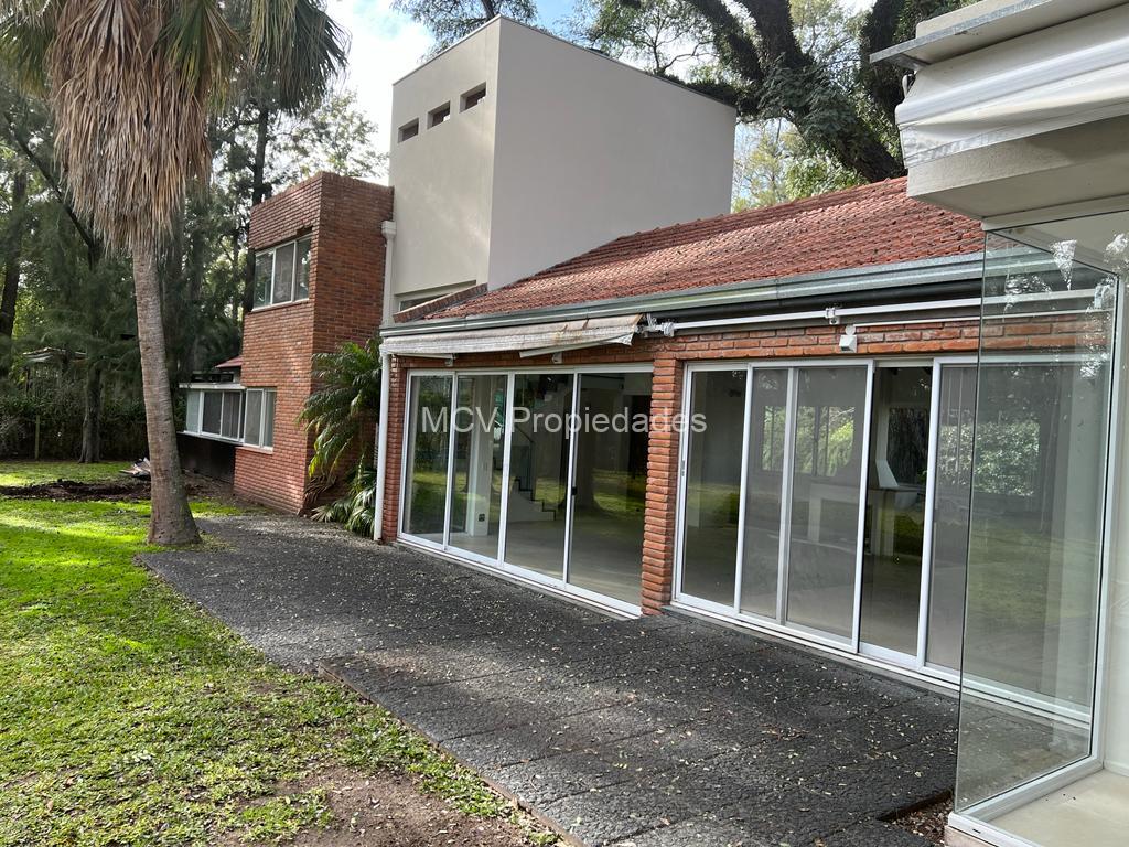 CLUB EL CARMEN - Casa amplia s/ lotazo arbolado-4 dorm+quincho — foto 49