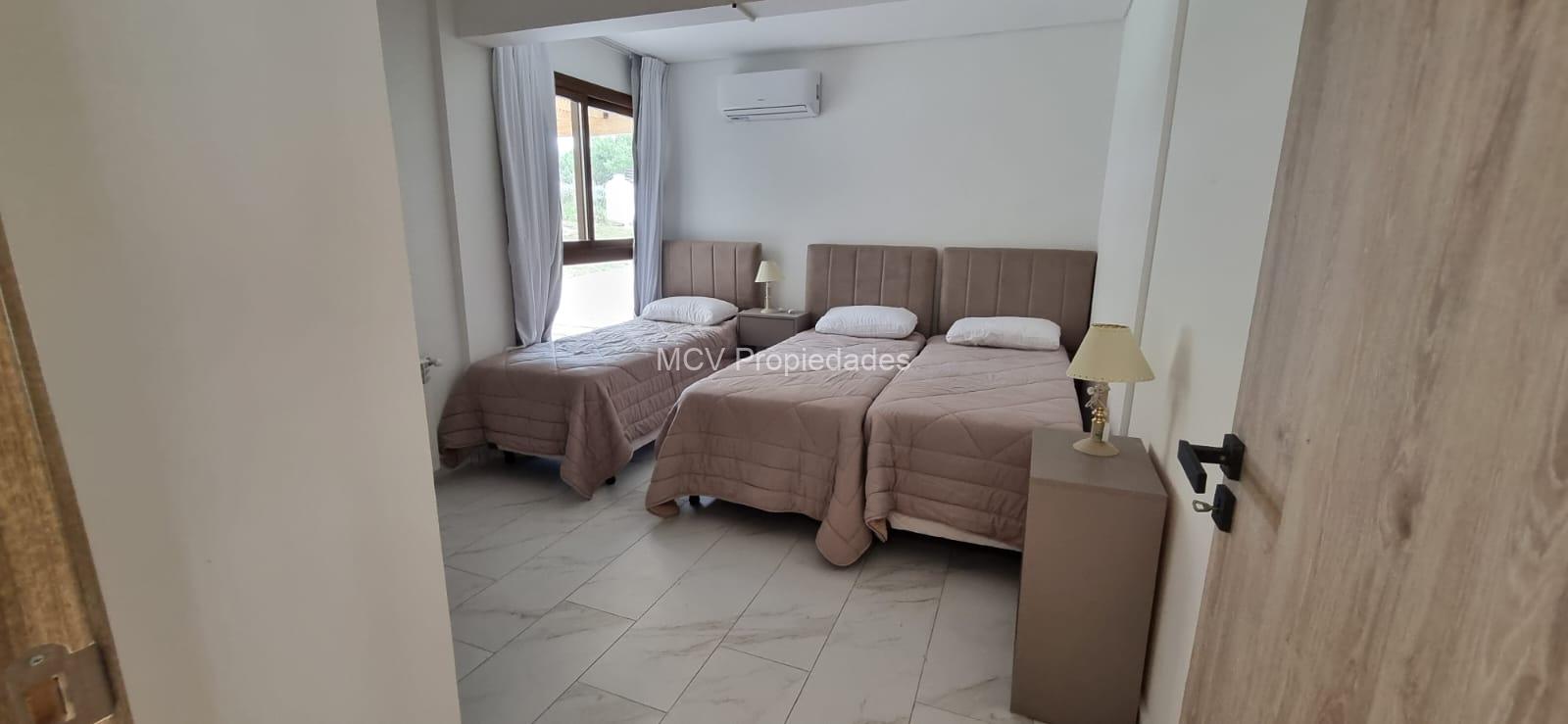 MARITIMO II 22 p/16 pax c/pileta cercada, c/vista al mar-6 suites y spa — foto 7