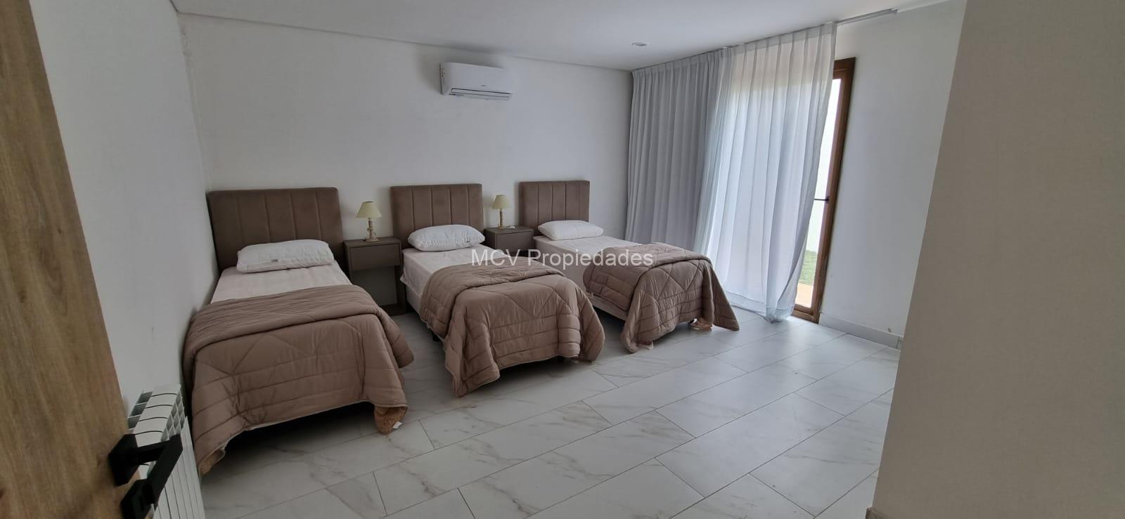 MARITIMO II 22 p/16 pax c/pileta cercada, c/vista al mar-6 suites y spa — foto 8