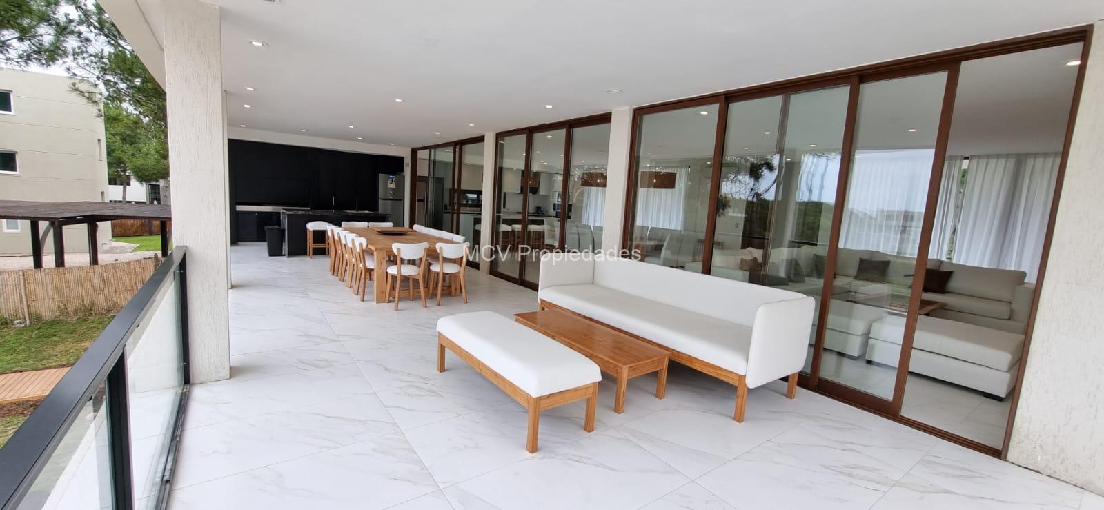 MARITIMO II 22 p/16 pax c/pileta cercada, c/vista al mar-6 suites y spa — foto 15