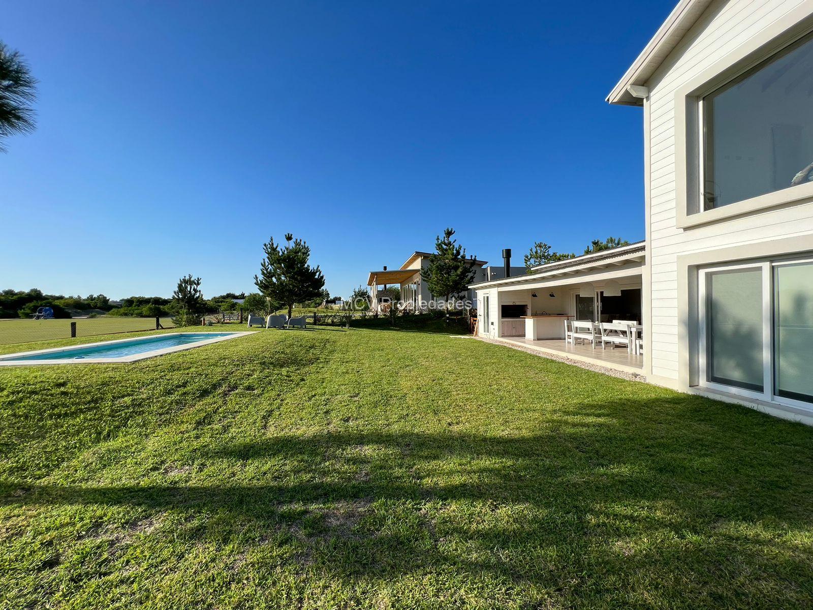 ECUESTRE 325 c/ pileta 14 pax - estilo californiana — foto 7