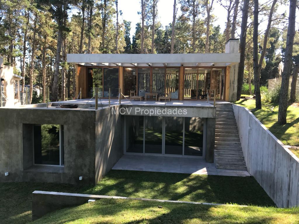DEPORTIVA 364 p/8 pax - 3 dorm +play a mts del club — foto 9