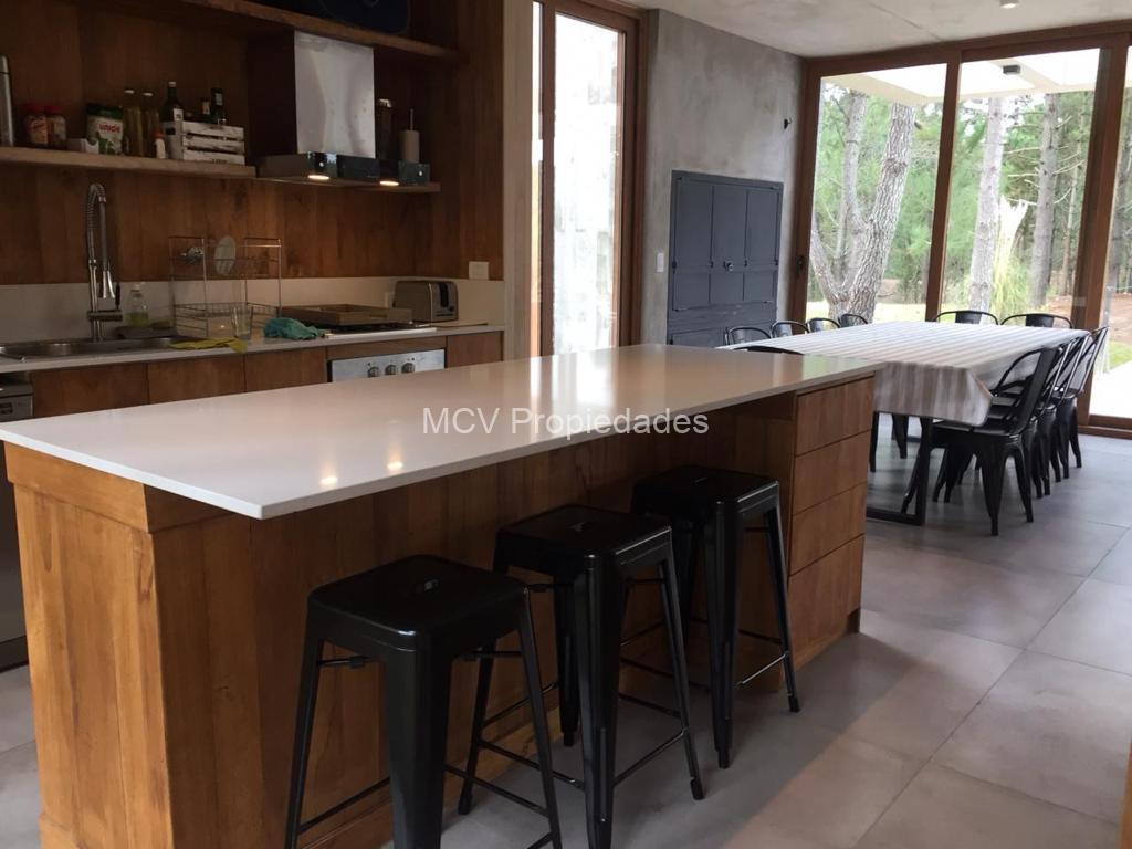 DEPORTIVA 364 p/8 pax - 3 dorm +play a mts del club — foto 15