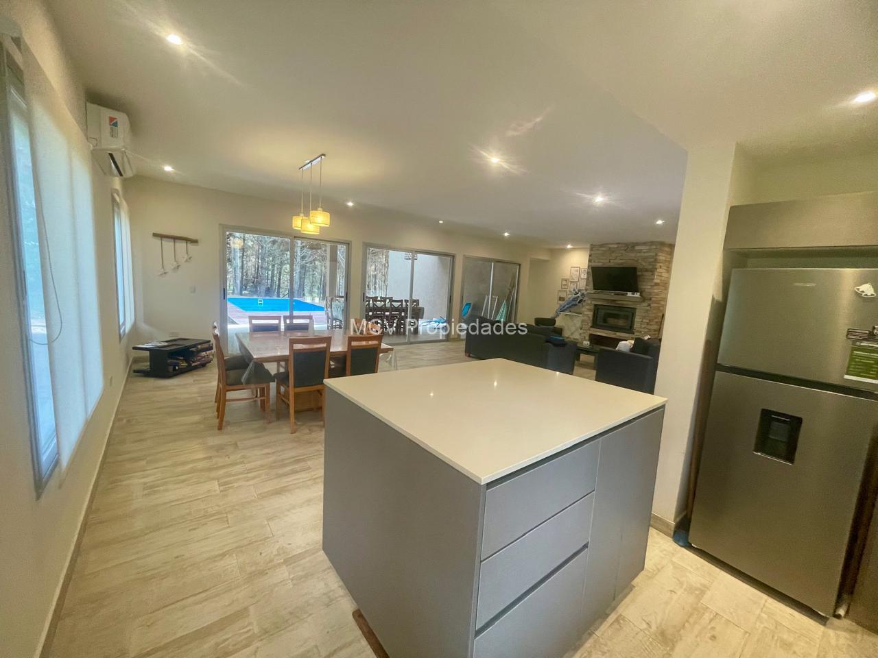 SENDEROS IV 490 para 8/9 pax con pileta — foto 17