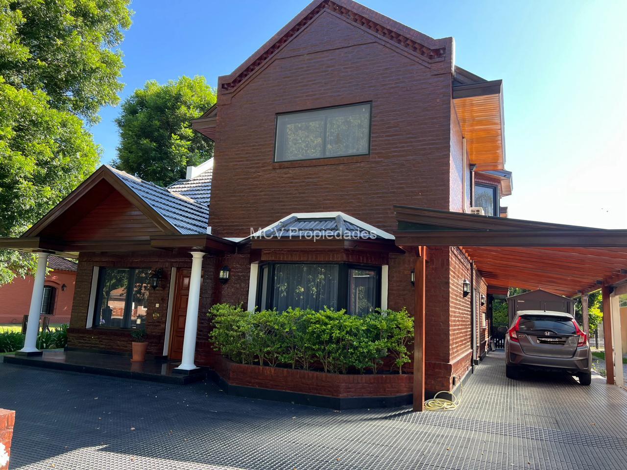 CLUB EL CARMEN - Casa impecable c/pileta