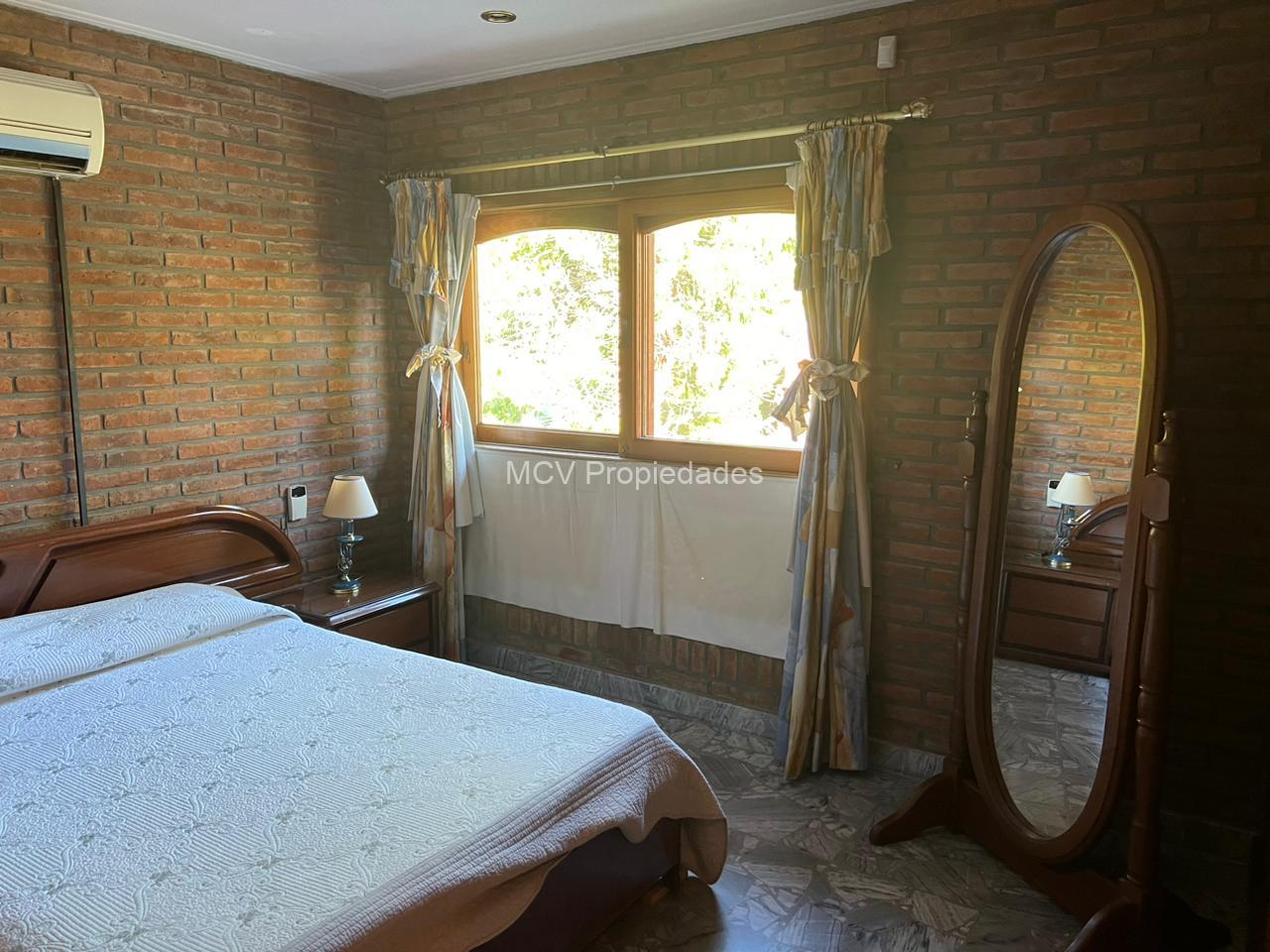 CLUB EL CARMEN - Chalet estilo tradicional impecable!! — foto 3