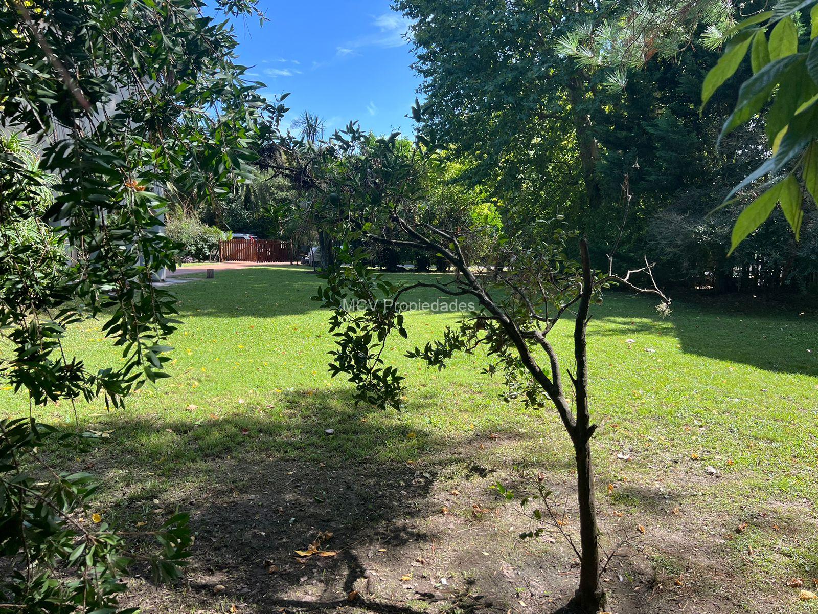 CLUB EL CARMEN - OPORTUNIDAD LOTE EN VENTA CON UBICACIÓN CENTRAL Y FONDO LIBRE!! — foto 2