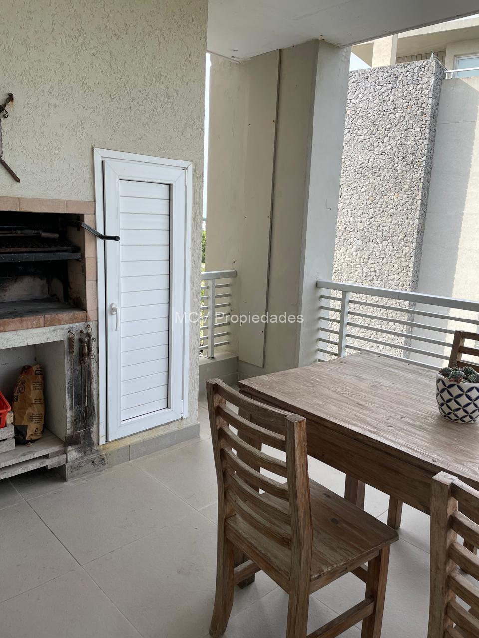 DEPARTAMENTO EDIFICIO ALBATROS 2do "G" p/4 pax — foto 16