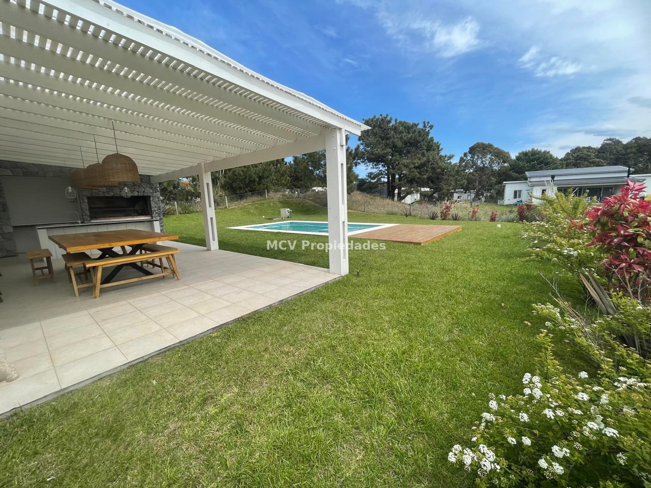 ECUESTRE 261 - p/10 pax - 4 dorm en suite c/pileta climatizada — foto 24