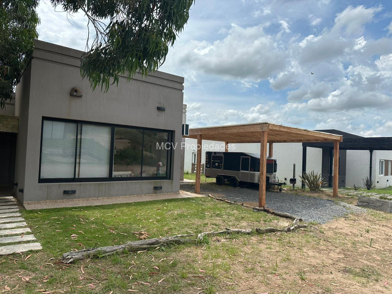 ECUESTRE 274 p/ 6 pax c/ pileta