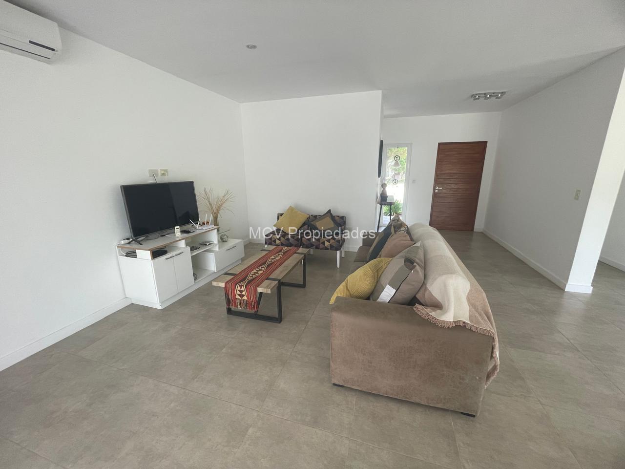 RESIDENCIAL 1 455 - 6 pax c/ piscina cercada — foto 22