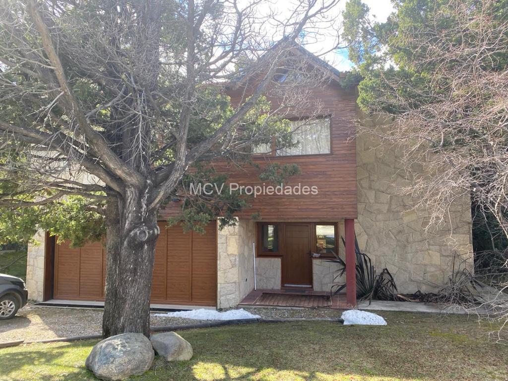 BARILOCHE - ARELAUQUEN - Exclusivo barrio cerrado con cancha de Golf y Equitación