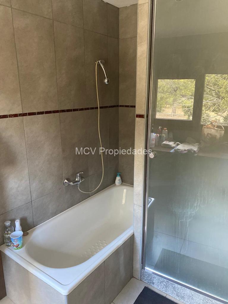 BARILOCHE - ARELAUQUEN - Exclusivo barrio cerrado con cancha de Golf y Equitación — foto 13