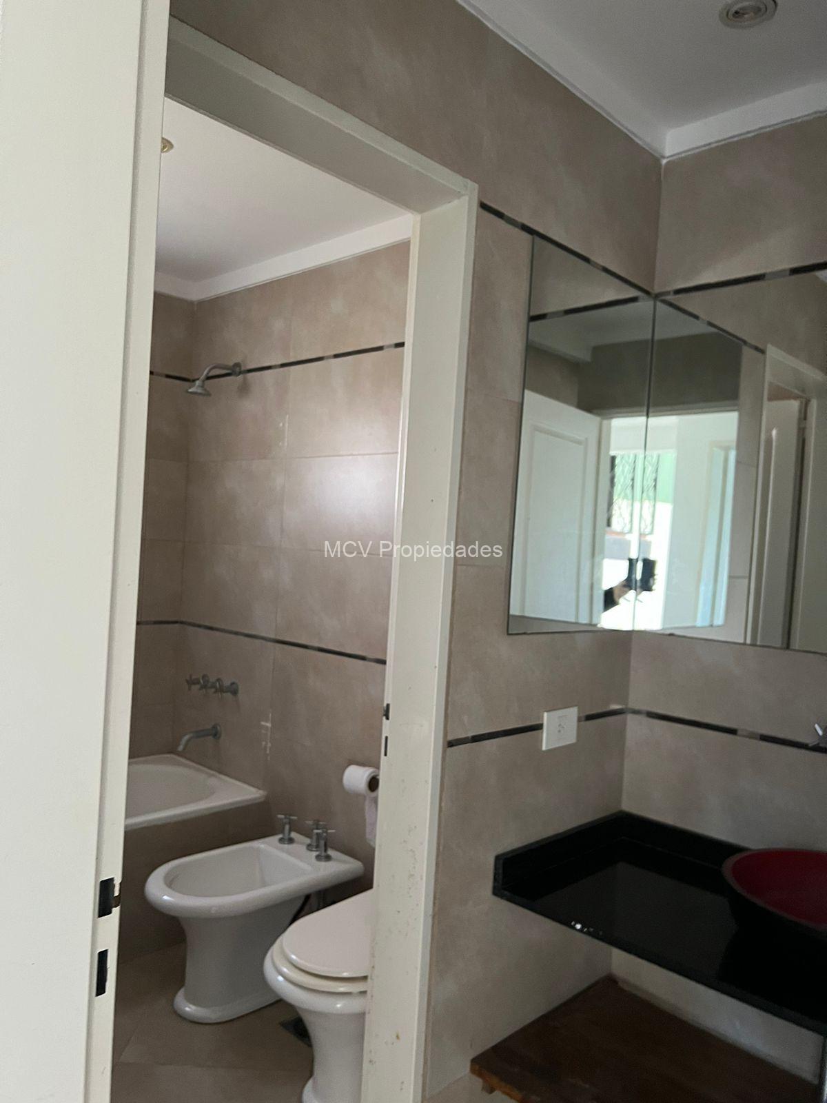 FINCAS DE IRAOLA II - Casa en lote central con 4 dormitorios y piscina — foto 15