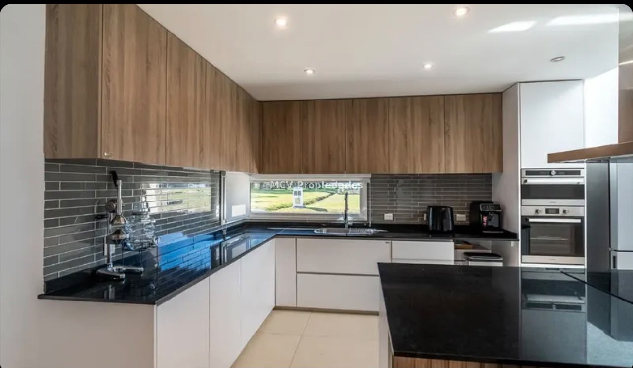 PRADOS DE LA VEGA - 4 dorm c/pileta — foto 5