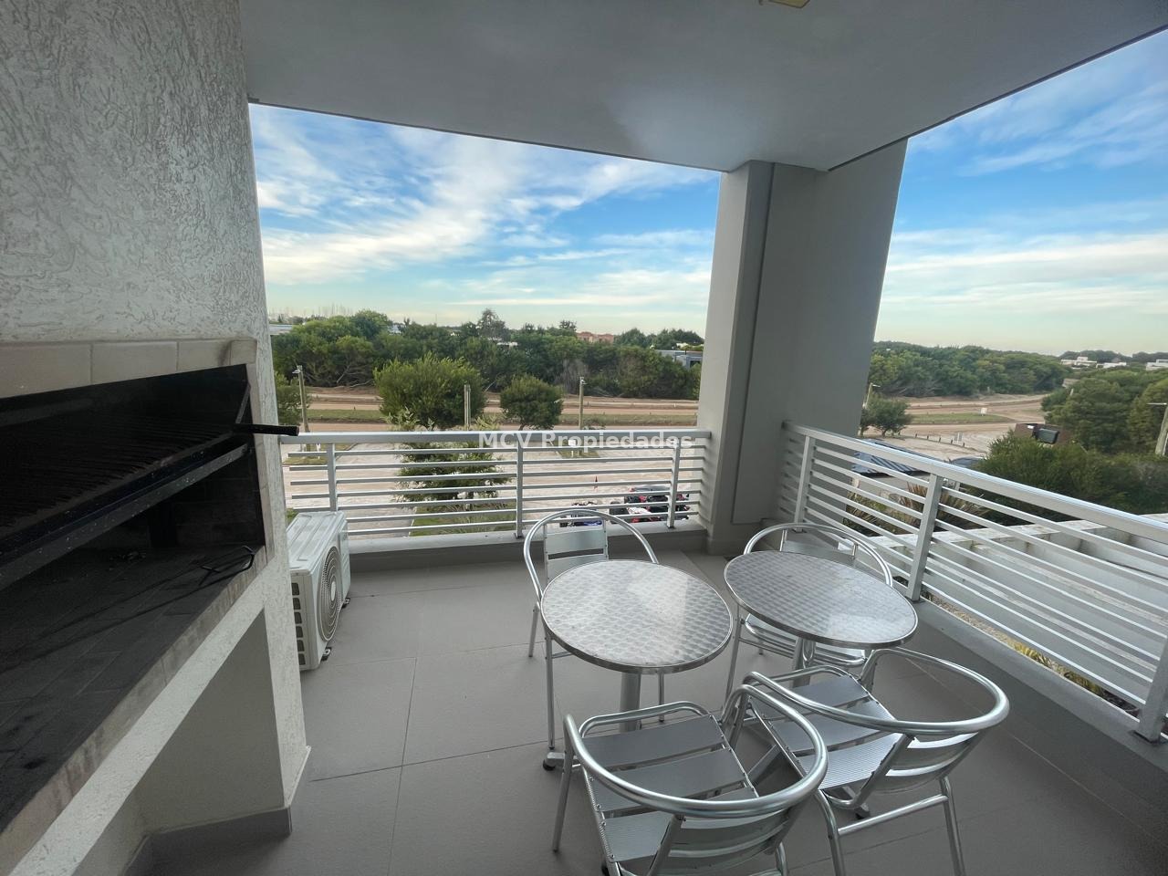 DEPARTAMENTO en Edificio BIRDIE 1ro "A" p/4 pax — foto 12
