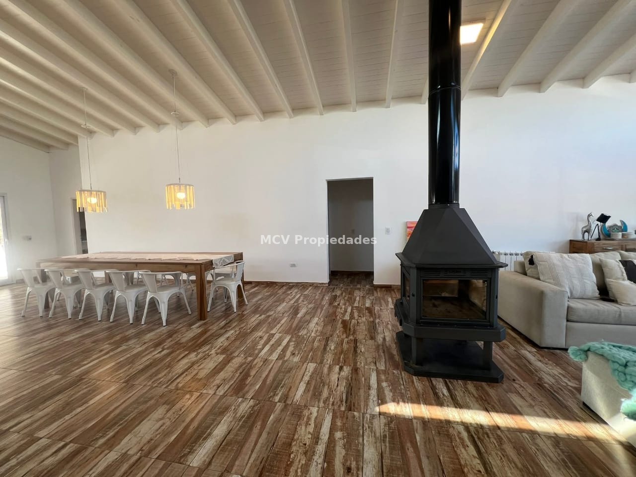 SENDEROS IV 453-  4 dorm c/ piscina — foto 14