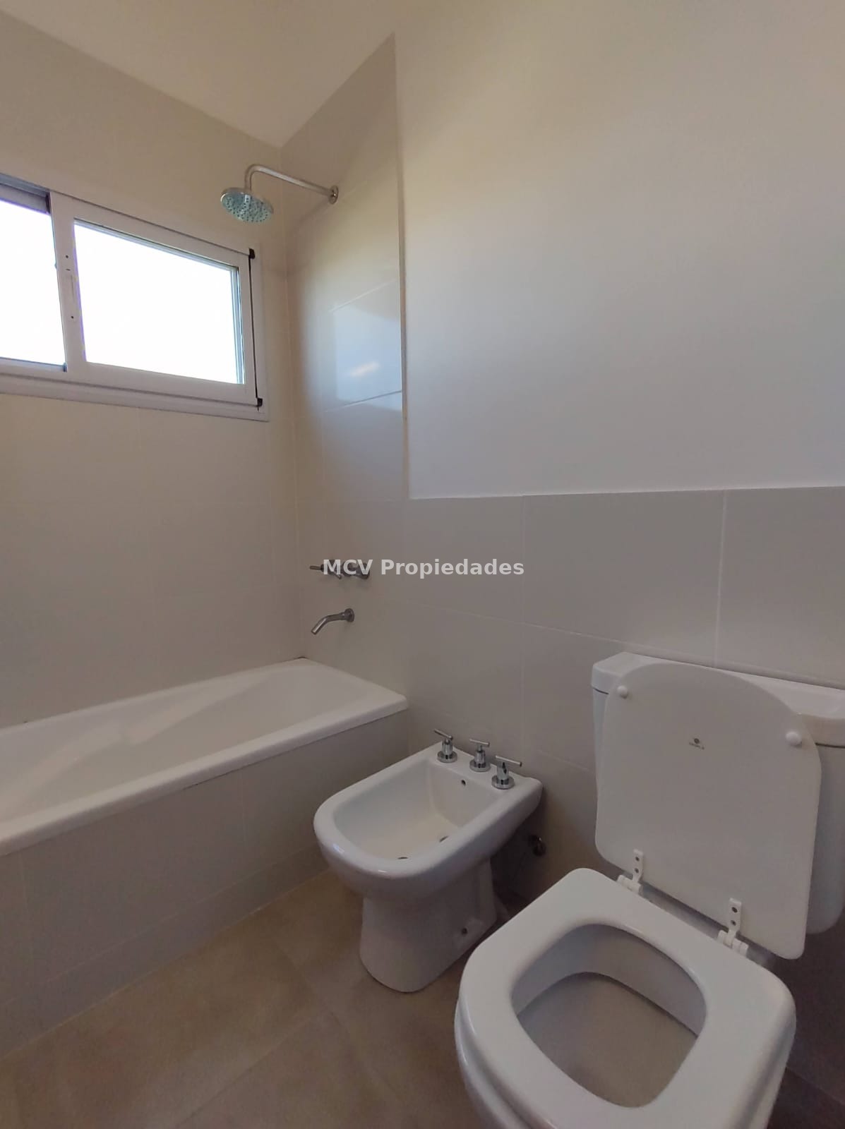 PRADOS DE LA VEGA - ubicac central 3 dorm, 3 baños — foto 21