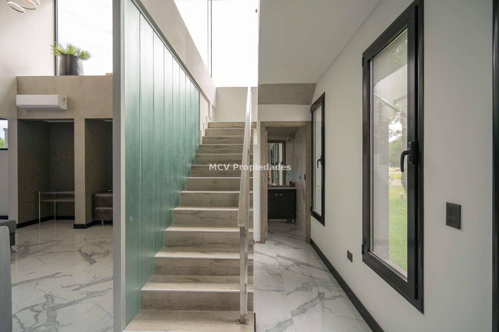 LA HERRADURA – PINAMAR – Casa p/10 pax - 5 dorm c/piscina climat — foto 3