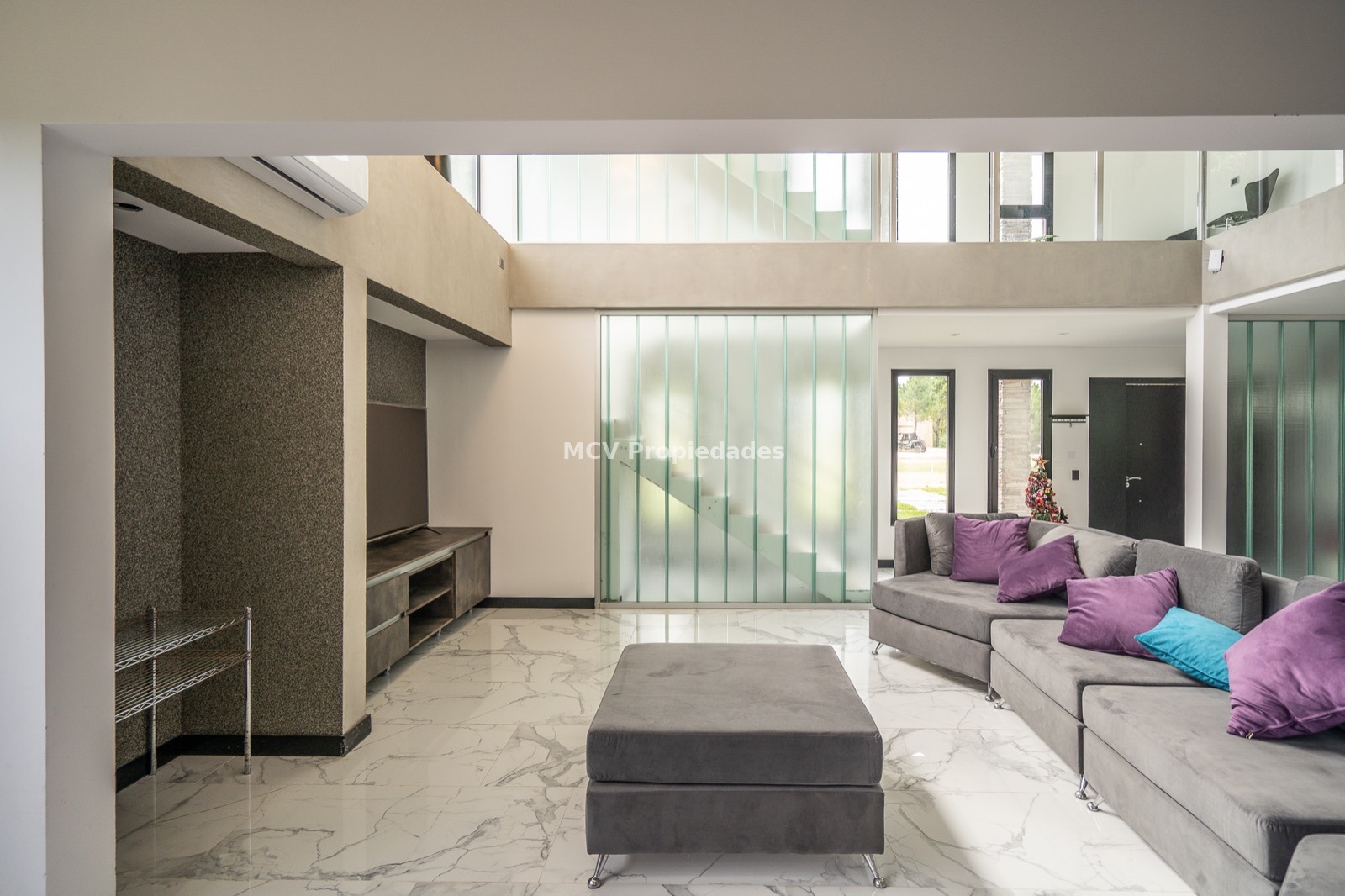 LA HERRADURA – PINAMAR – Casa p/10 pax - 5 dorm c/piscina climat — foto 4