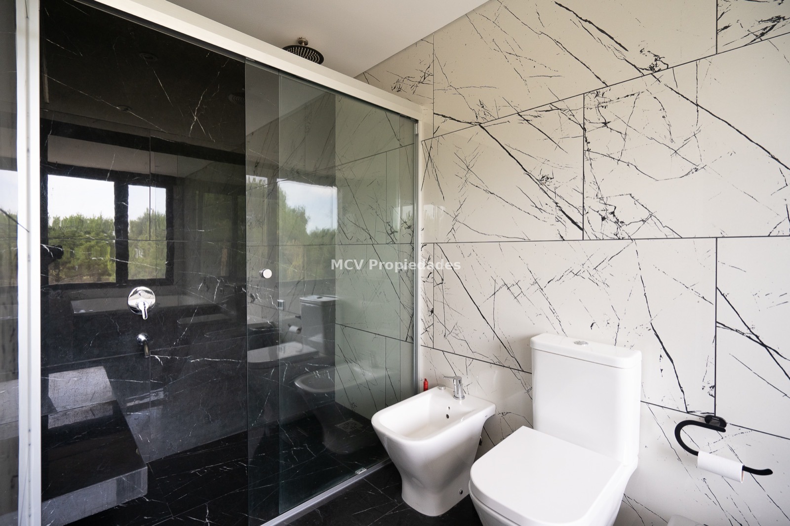 LA HERRADURA – PINAMAR – Casa p/10 pax - 5 dorm c/piscina climat — foto 25