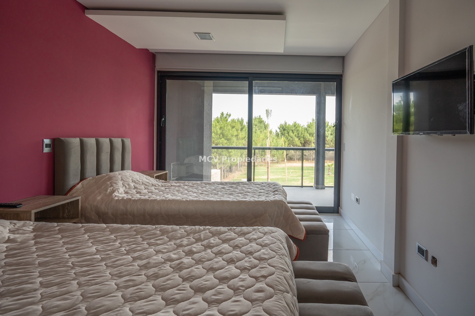 LA HERRADURA – PINAMAR – Casa p/10 pax - 5 dorm c/piscina climat — foto 33