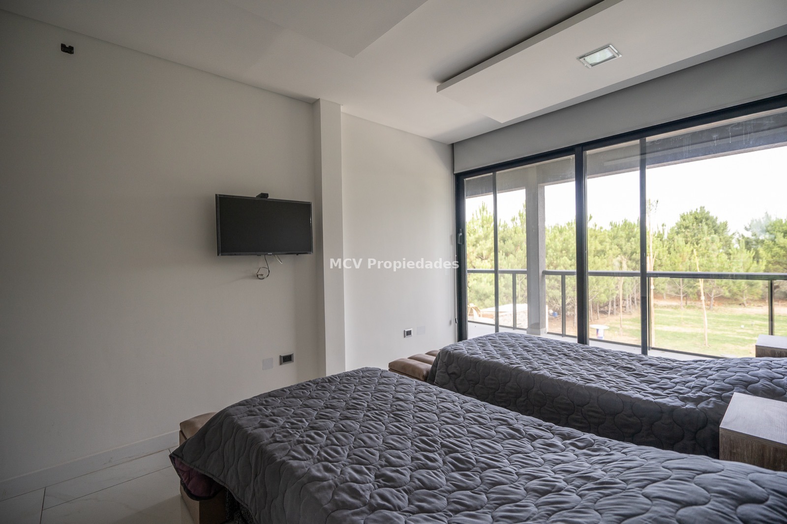 LA HERRADURA – PINAMAR – Casa p/10 pax - 5 dorm c/piscina climat — foto 35