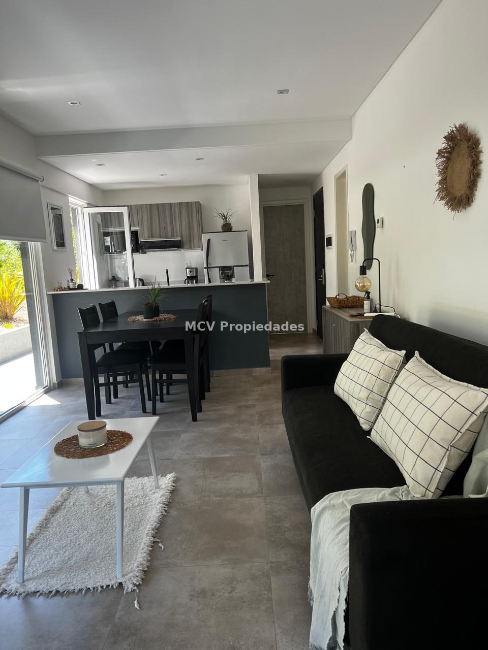 PINAMAR NORTE - Complejo LA RENATA NORTE - Depto de 2 amb c/jardin en esquina!! y cochera. PB — foto 3