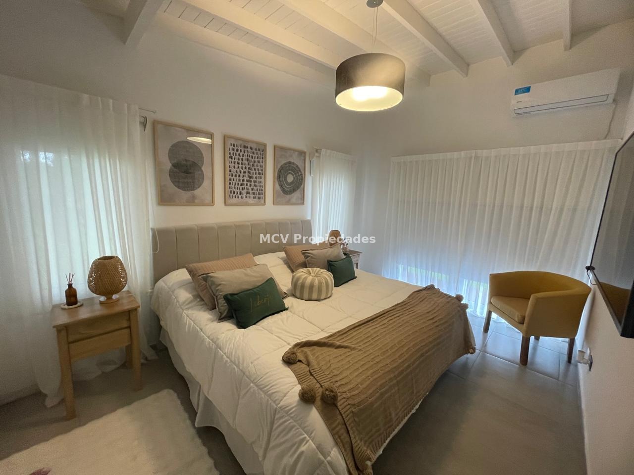 SENDEROS I 43 8/10 pax con pileta — foto 11