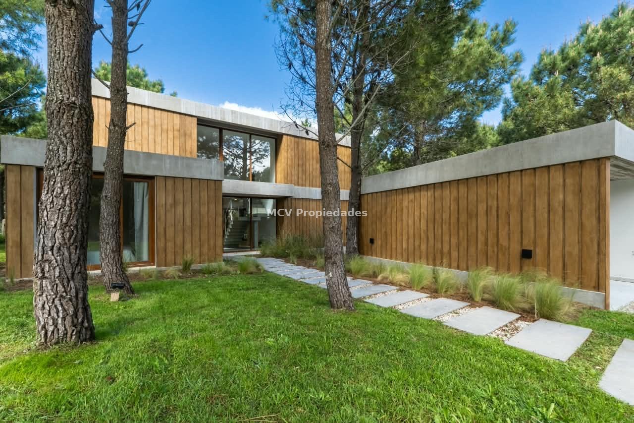 RESIDENCIAL II 348 p/10 pax c/pileta — foto 3